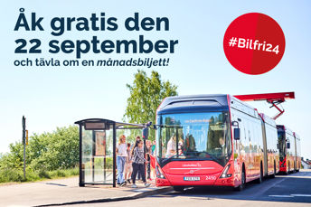 Bild på buss med folk som väntar. På bilden står det: Åk gratis den 22 september och tävla om en månadsbiljett.